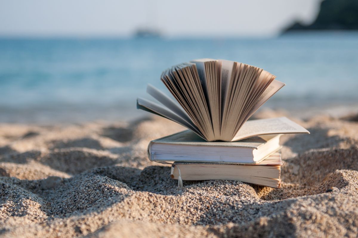 50 Best Beach Reads That You Need To Read This Summer