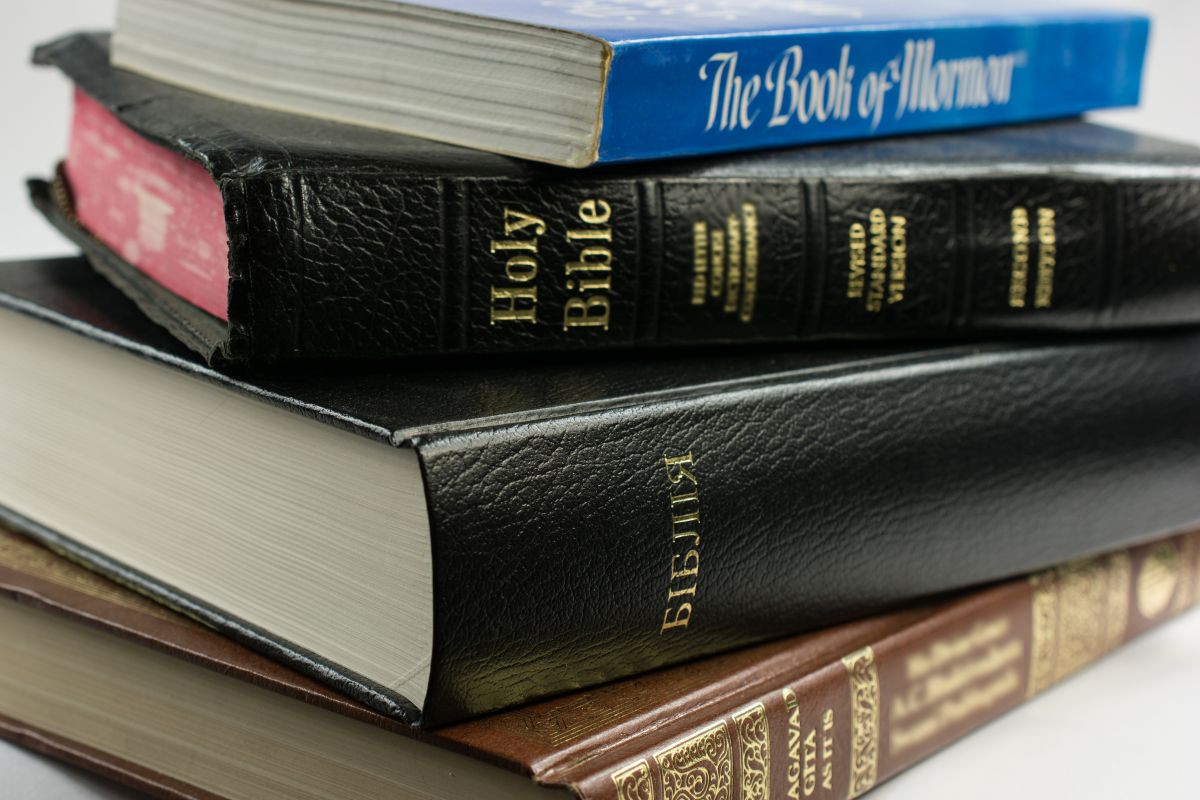 8 Amazing Nonfiction Christian Books You Will Love